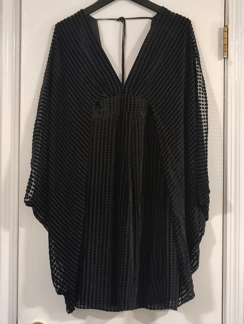 Trina Turk Silk Blend Black Velvet Burnout V-Neck Dress Women's 10 Whimsygoth - Picture 2 of 12